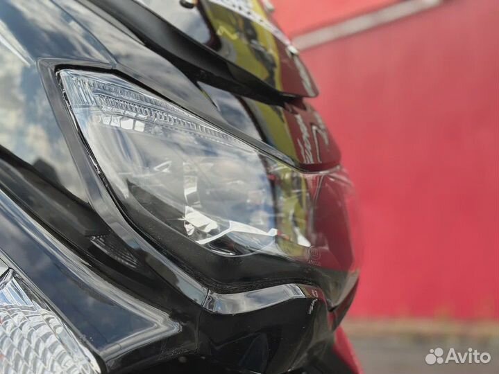 Максискутер promax nmax 200 (replica yamaha)