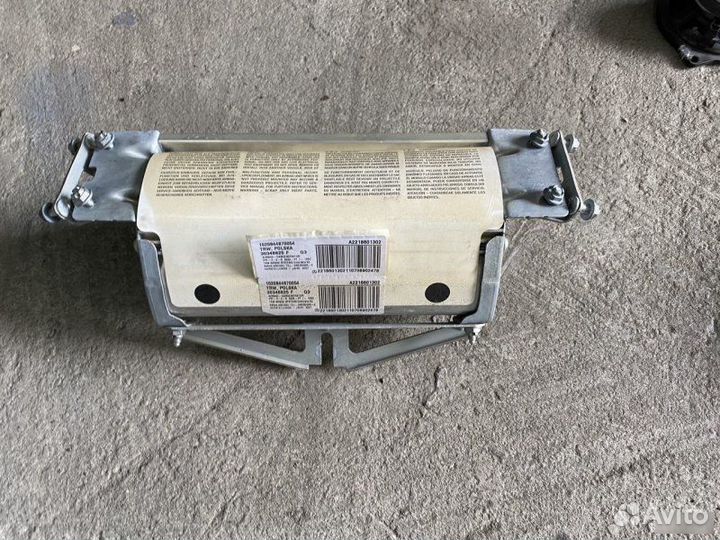 Подушка безопасности пассажира Mercedes-Benz Cl