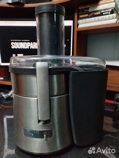 Соковыжималка Kenwood JE 810