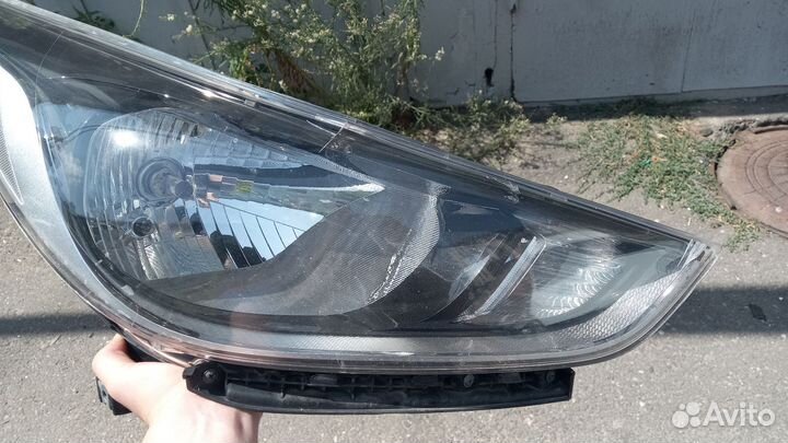 Hyundai solaris фара 2021