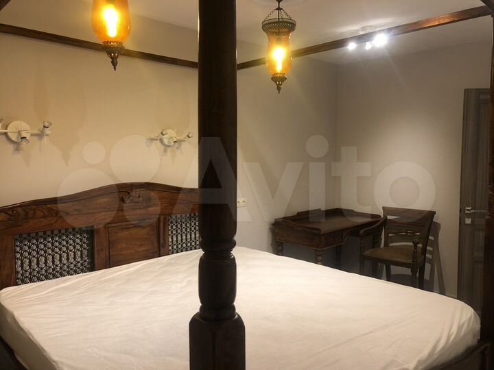 2-к. квартира, 70 м², 8/12 эт.