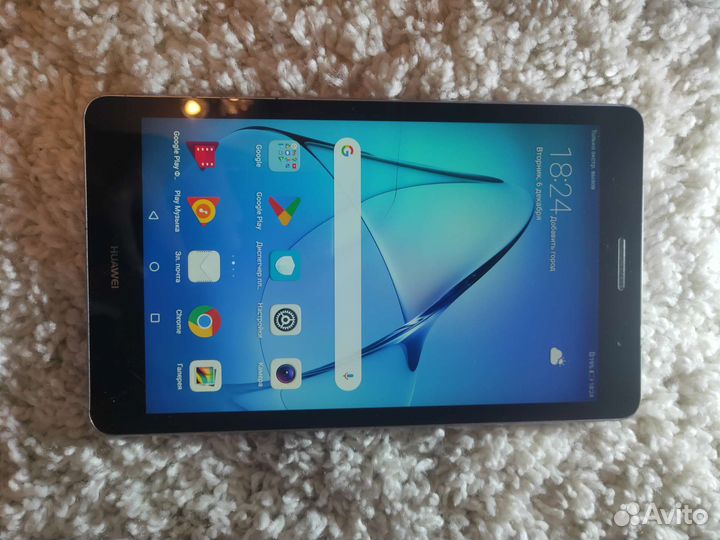 Huawei mediapad t3. Трещина