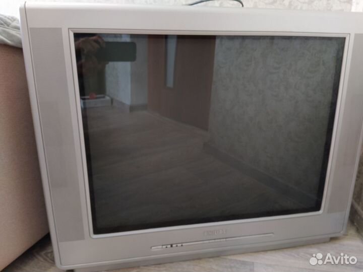 Телевизор на запчасти