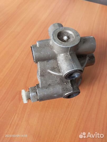 Воздухораспределитель прицепа