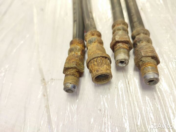 Тормозной шланг Renault Logan