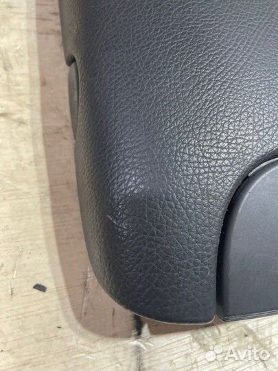 Подлокотник Mercedes-Benz Clk-Class C209 M112E26