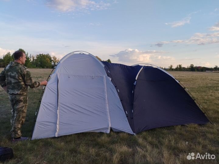Палатка туристическая 4 местная бу
