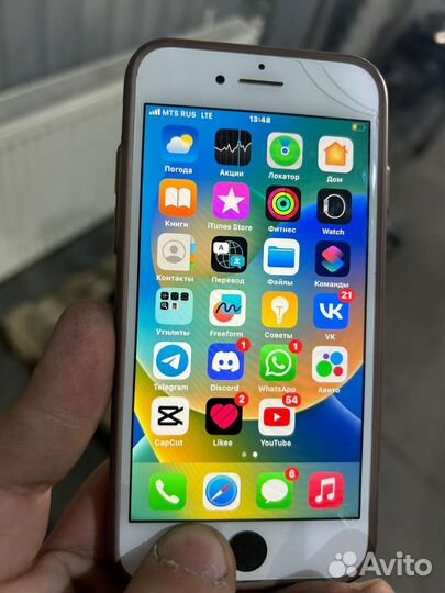 iPhone 8, 64 ГБ