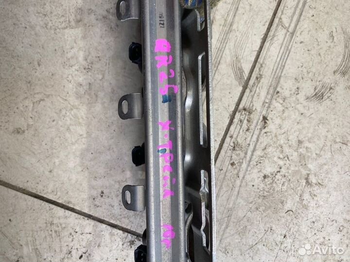 Рампа форсунок Nissan X-Trail