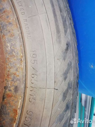 Yokohama Advan Winter 195/65 R15