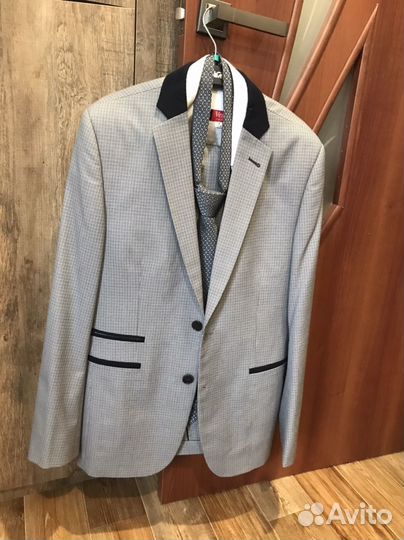 Костюм мужской
