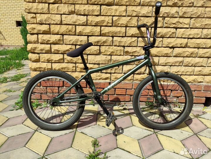 Трюковой велосипед bmx