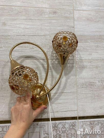 Люстра и бра комплект