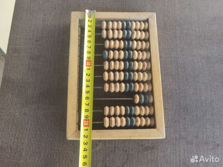 Счеты - подарок главному бухгалтеру