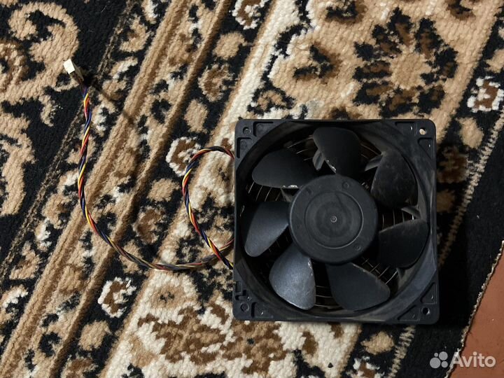 Вентилятор для сервера