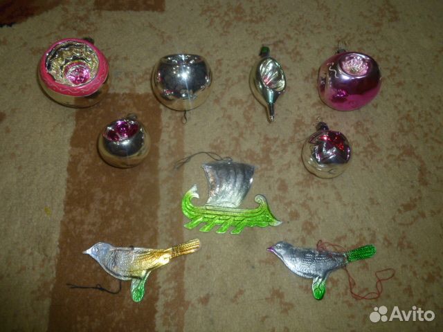 Елочные игрушки на прищепке,вишенка,клоун с дудочк