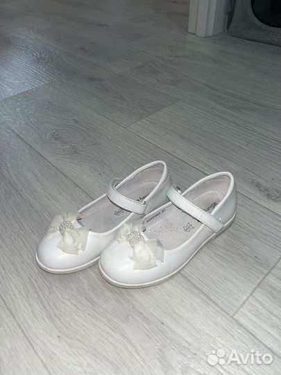 Туфли доя девочки 30размер