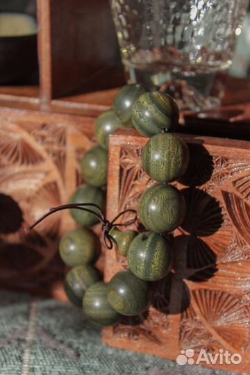 Баслет Сандал крупный зеленый