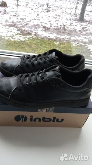 Кроссовки мужские р.42 кожаные