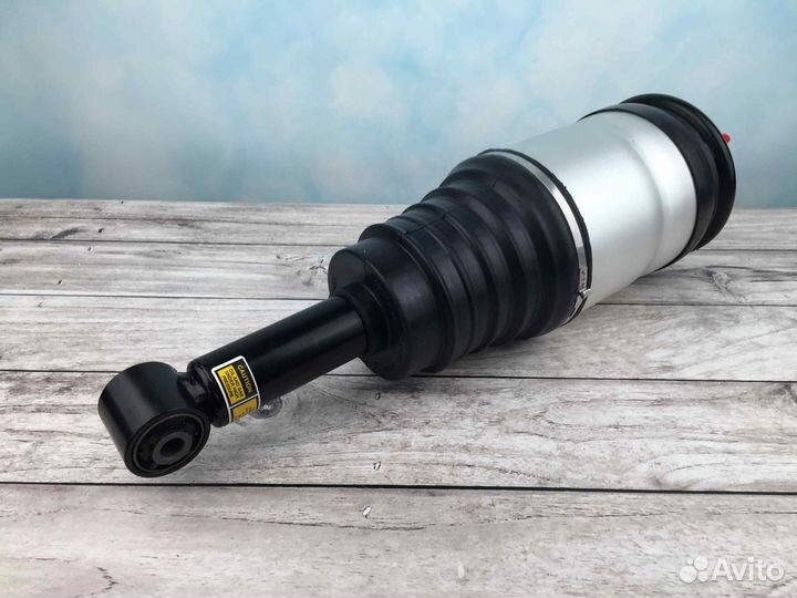 Стойка задняя Land Rover Discovery L319 без VDS