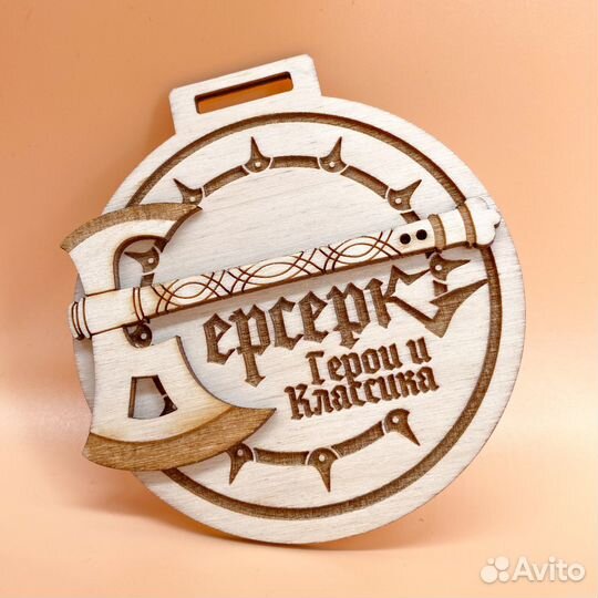 Изготовление значков на заказ