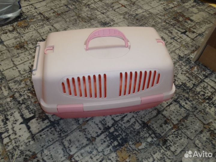 Переноска для кошек и собак с замком 47,5*28,5*28