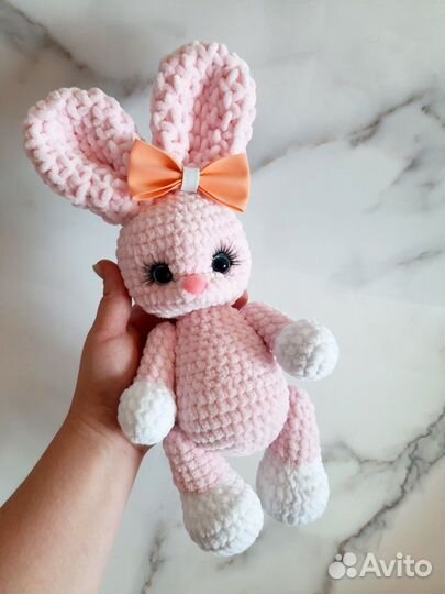 Вязаная игрушка Зайка Молли