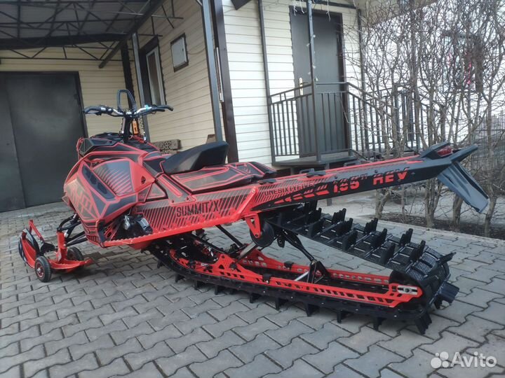 Снегоход BRP summit g4 850 e-tec 165