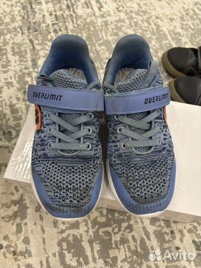 Кроссовки капика 31