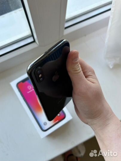iPhone X, 256 ГБ