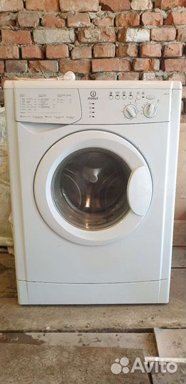 Стиральная машина indesit