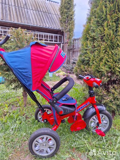 Трехколесный велосипед