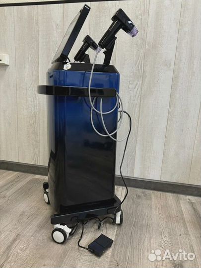 Аппарат микроигольчатого РФ лифтинга