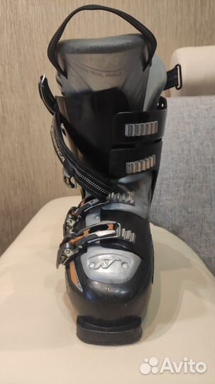 Горнолыжные ботинки
