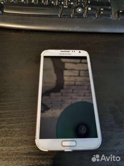 Телефон Samsung