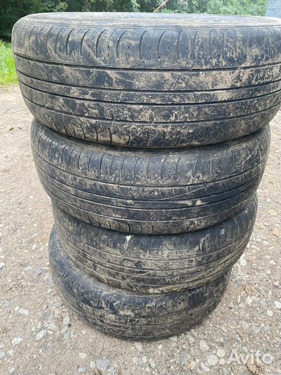 Nexen Classe Premiere 672A 215/65 R16 98H