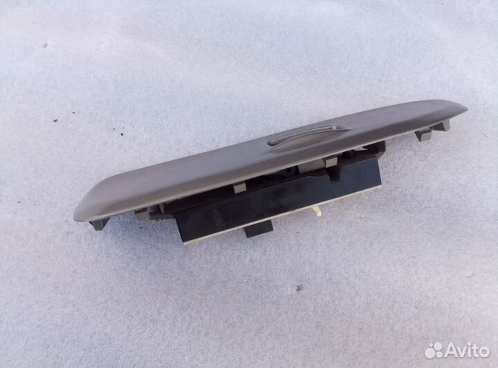 Кнопка стеклоподъемника левая Лансер Цедиа