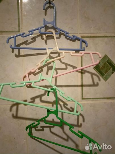 Плечики детские