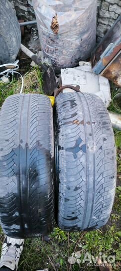 Michelin Latitude Diamaris 215/65 R16