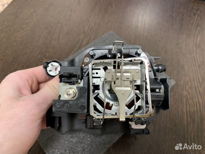 Биксеноновые линзы audi D3 S