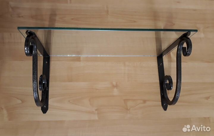 Полочка со стеклом