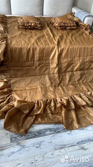 Покрывало на кровать