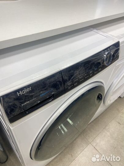 Стиральная машина узкая Haier HW80-BP14979