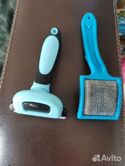 Расчёска для вычесывания кошек