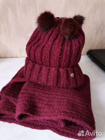 Комплект шапка и шарф для девочки