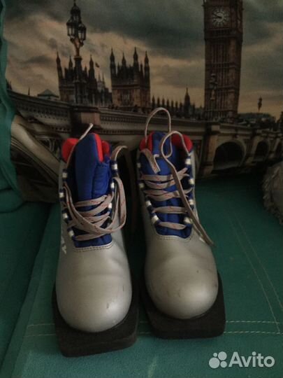 Лыжные ботинки детские 34р