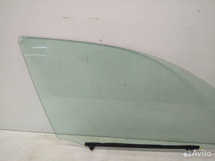 Стекло двери переднее правое Lexus Gs 4 2012-2018