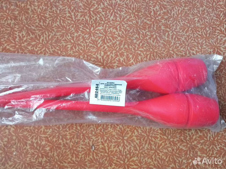 Купальник и булавы