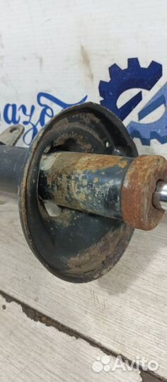 Стойка задняя левая Toyota Corona ST170 4S-FE 1990