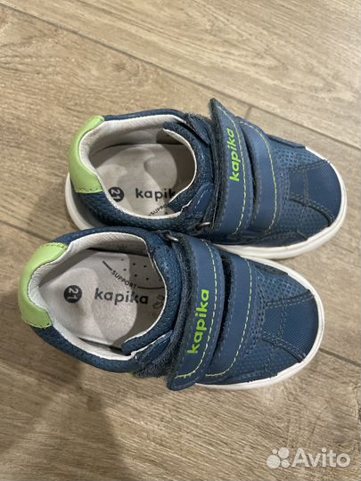 Кроссовки детские